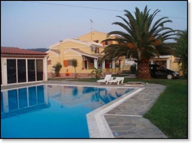 Loula Apartments Сідарі Екстер'єр фото
